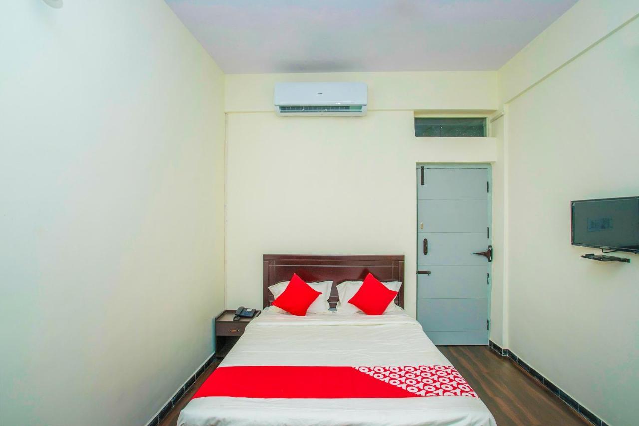 Oyo 14430 Sunshine Grand Hotell Bangalore Exteriör bild
