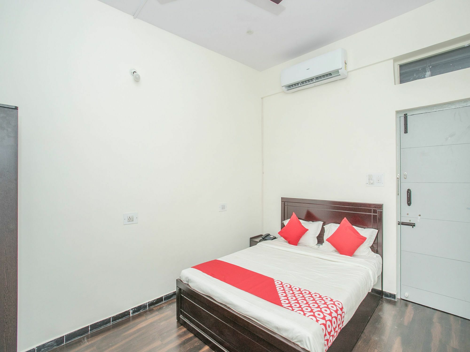 Oyo 14430 Sunshine Grand Hotell Bangalore Exteriör bild