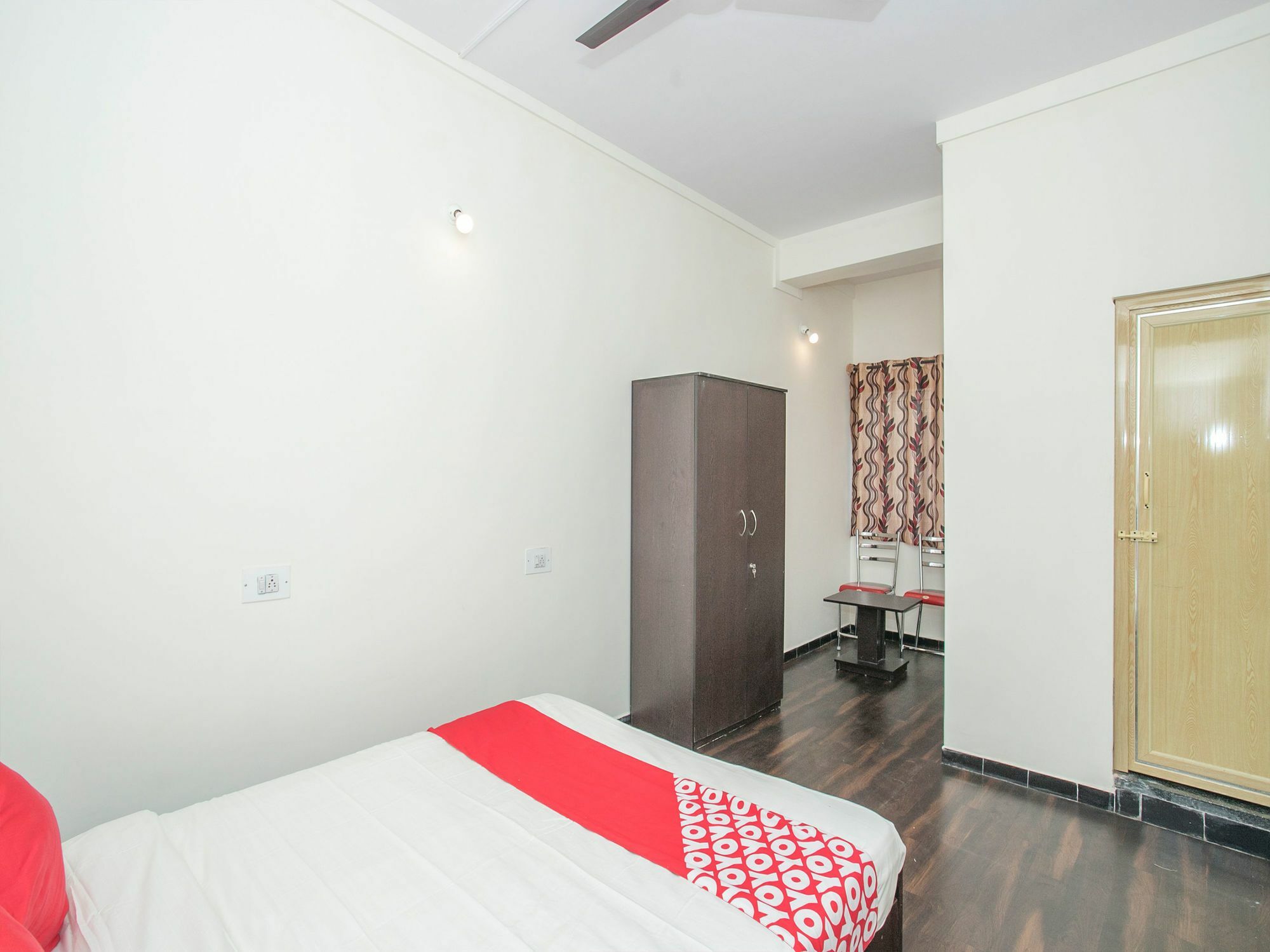 Oyo 14430 Sunshine Grand Hotell Bangalore Exteriör bild
